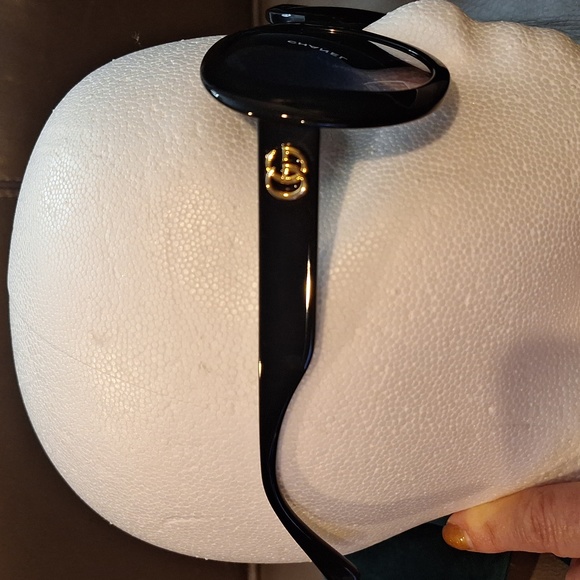 Gucci Sunglasses - Picture 7 of 7